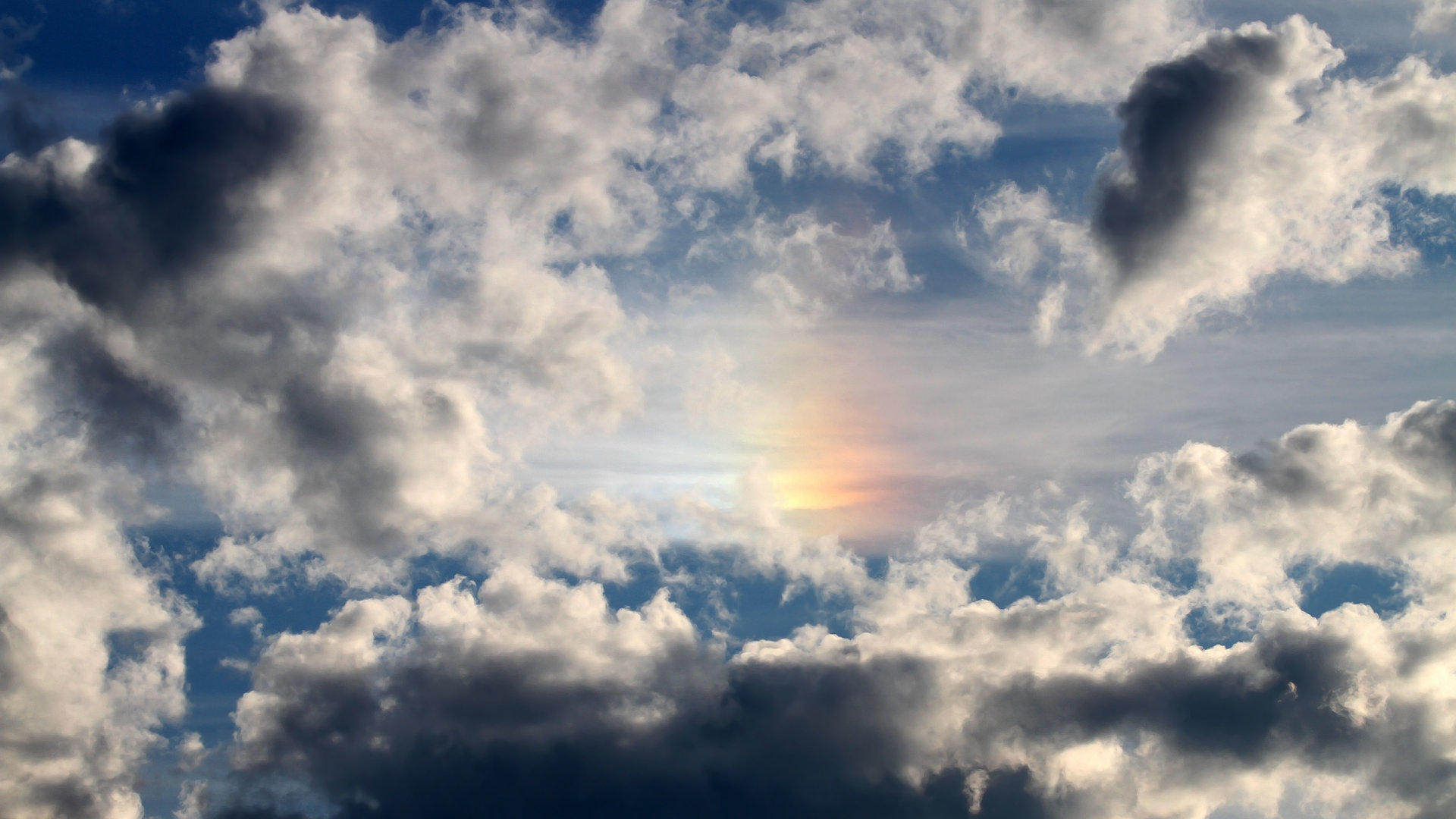 乐鱼体育平台官网-欧冠历史上的经典对决盘点，历届欧冠对决