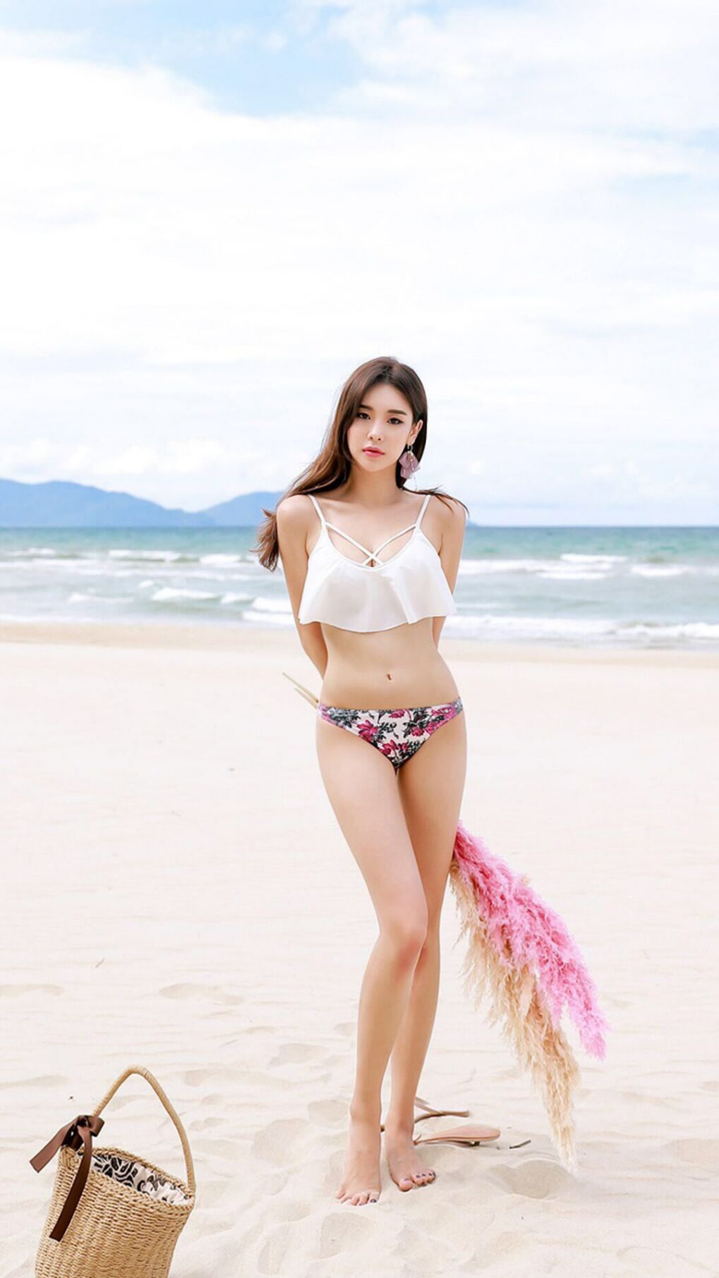 西班牙成功举办国际马术大奖赛，吸引全球顶级骑手参赛。，西班牙骑术学校