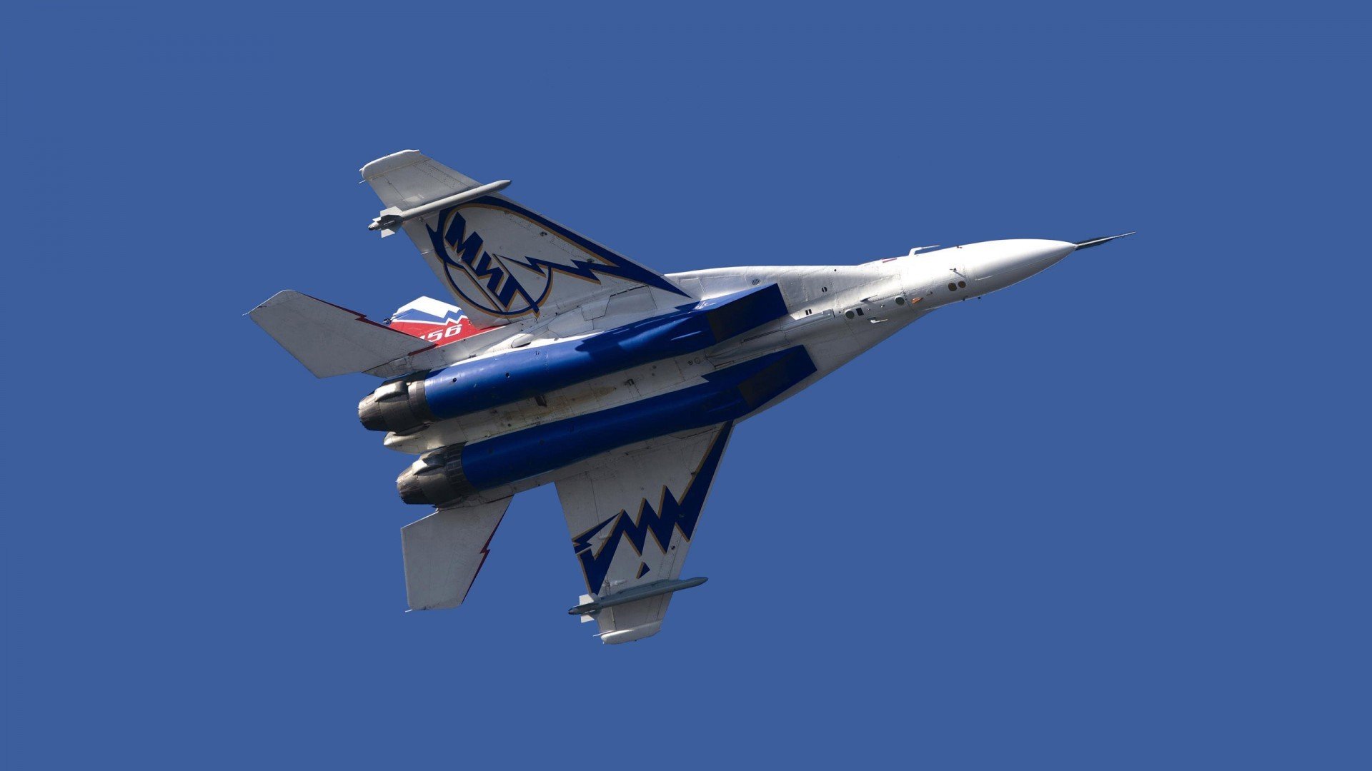 尤文图斯击败阿贾克斯，晋级欧冠四强，尤文图斯 欧冠