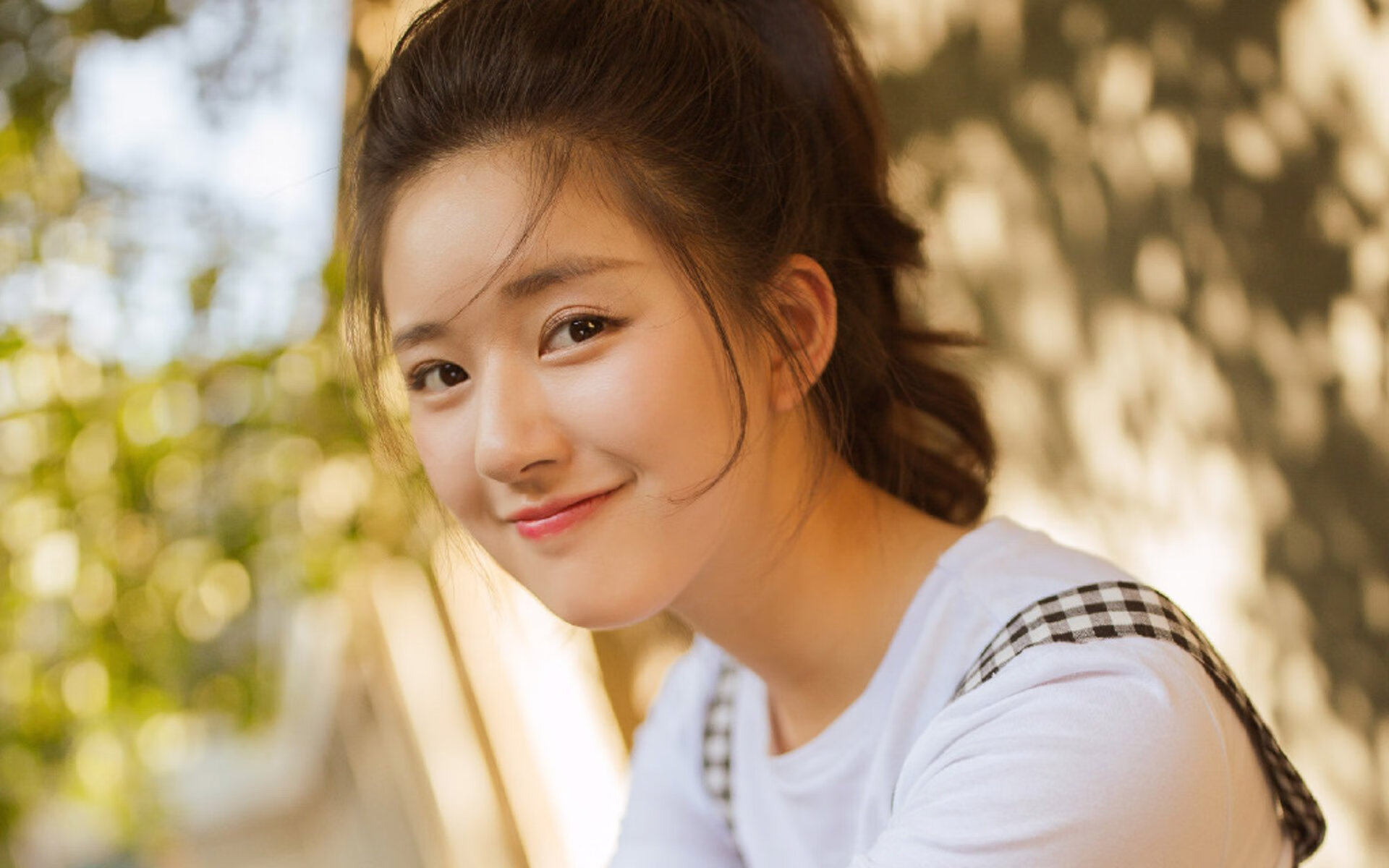 英超比赛中裁判语调与非语言行为对球员情绪波动的影响,用语言或行为对裁判员的判决表示异议