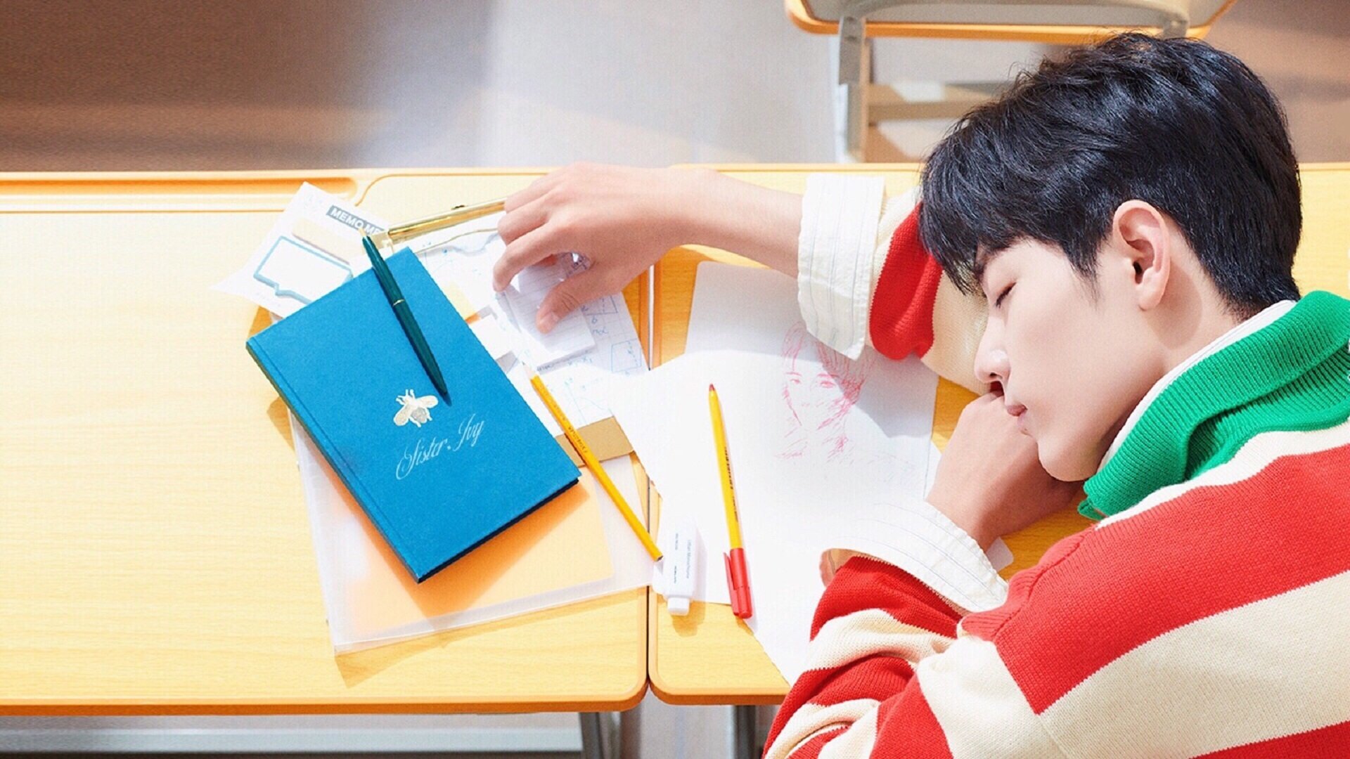 乐鱼体育平台官网-“东安湖赛场：跑酷与龙舟并肩上演速度与力量的碰撞”