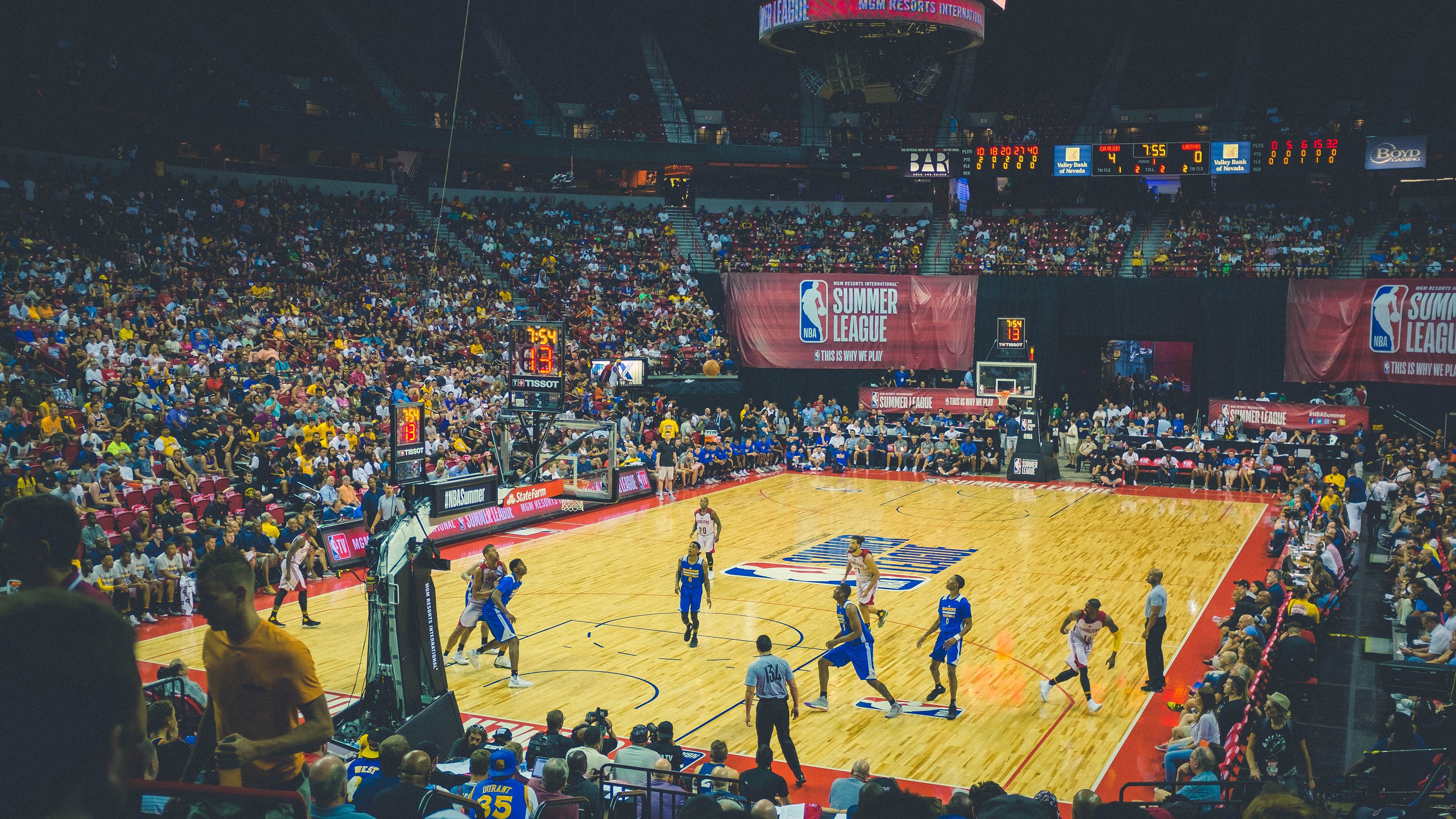 leyu-“球场趣味：明星场外趣事和奇闻趣事”