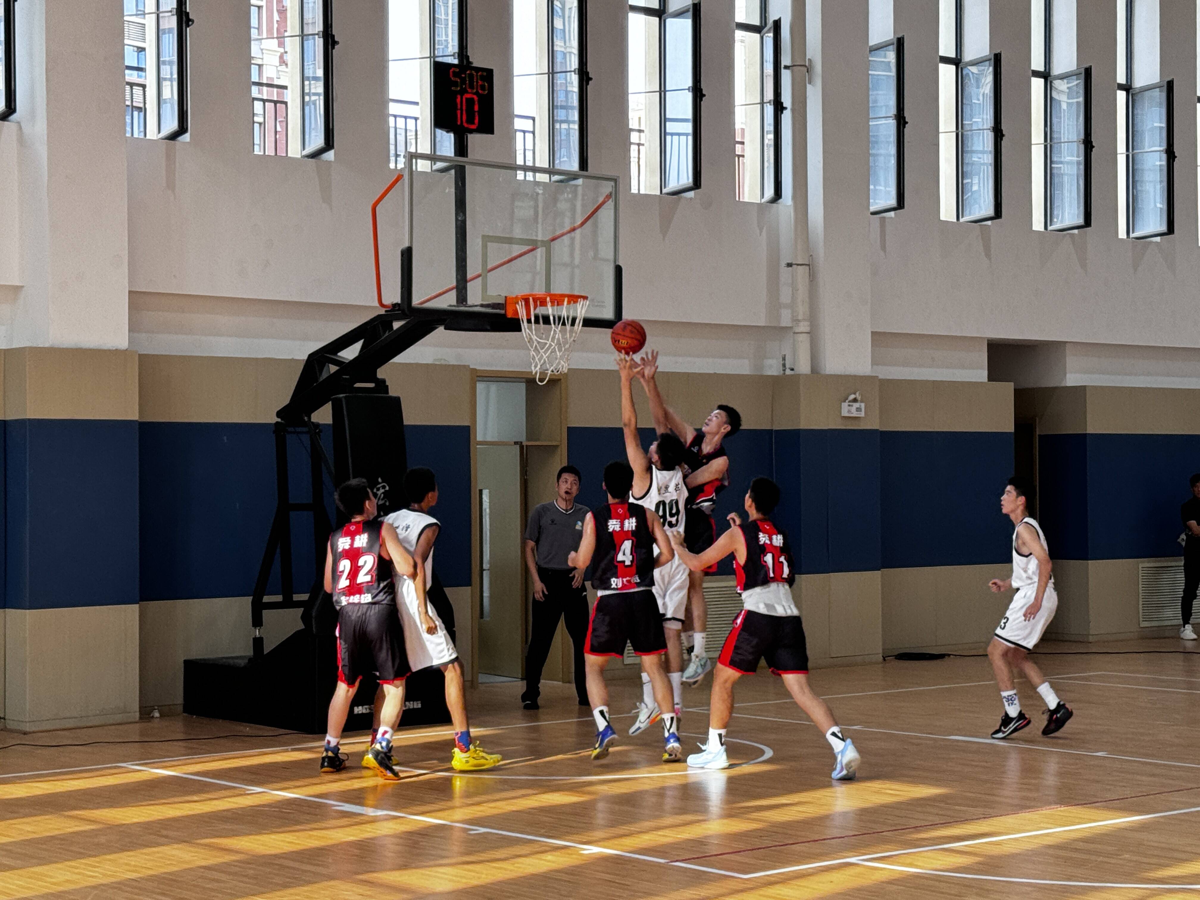 乐鱼体育：篮球公益组织举办慈善晚宴，筹集善款的简单介绍